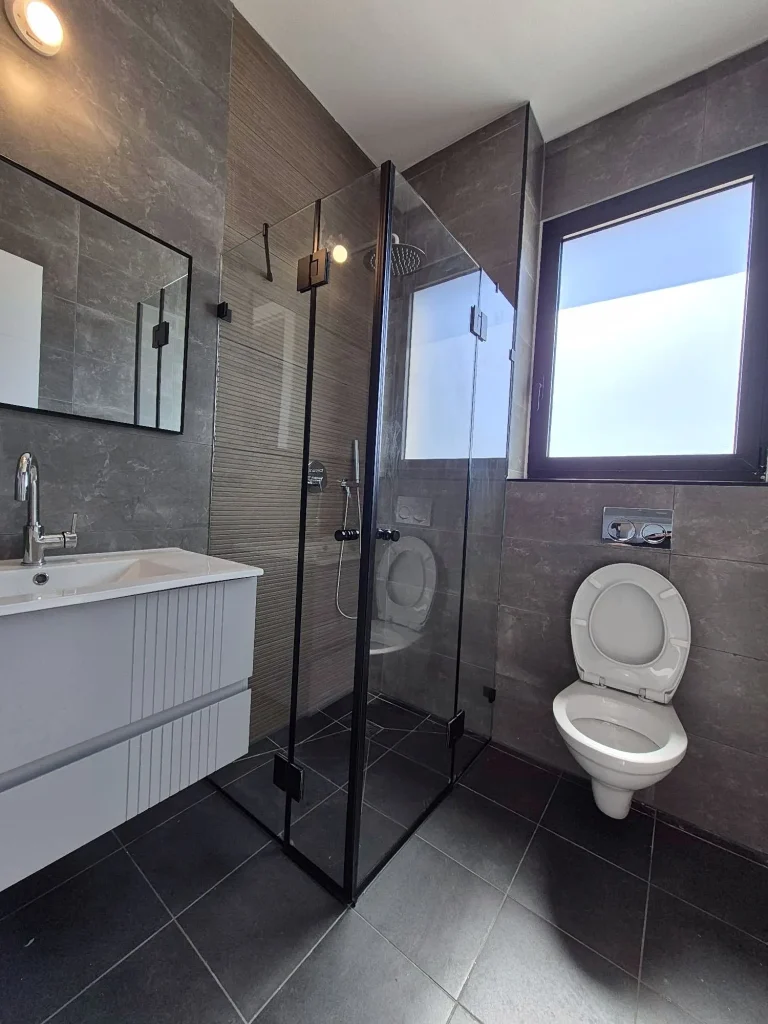 ‎Scanned_20251106-0820‎-04