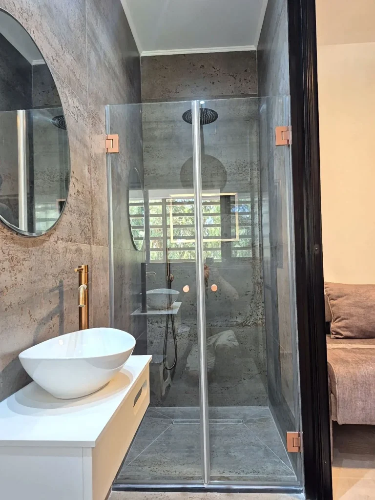 ‎Scanned_20251106-0823‎-03